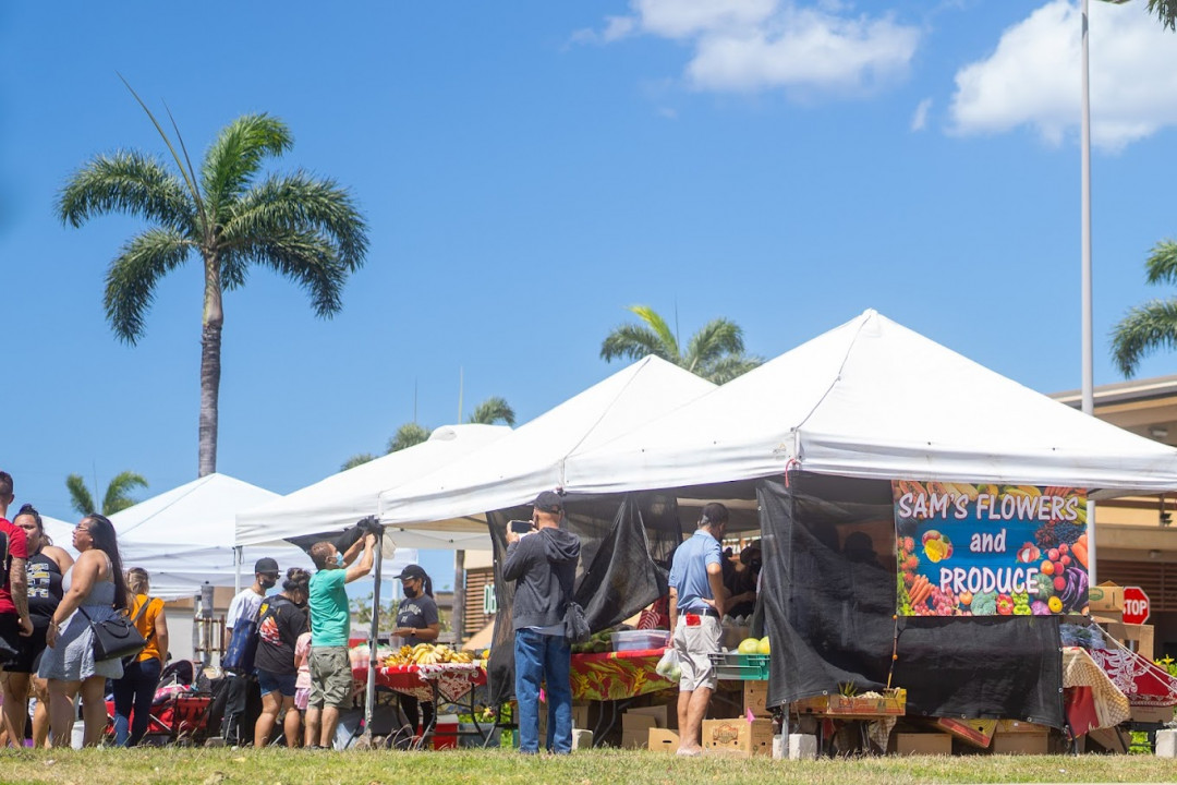 Wai Kai’s Ono Grindz & Mākeke Farmers Market